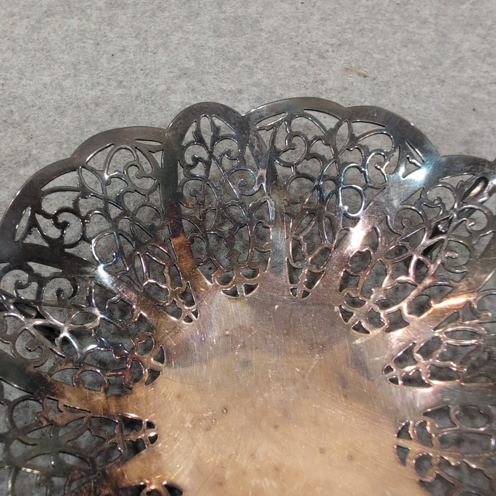 International Silver Company Lovelace 1427 Silverplate Pierced Candy Dish Bowl - Picture 4 of 9